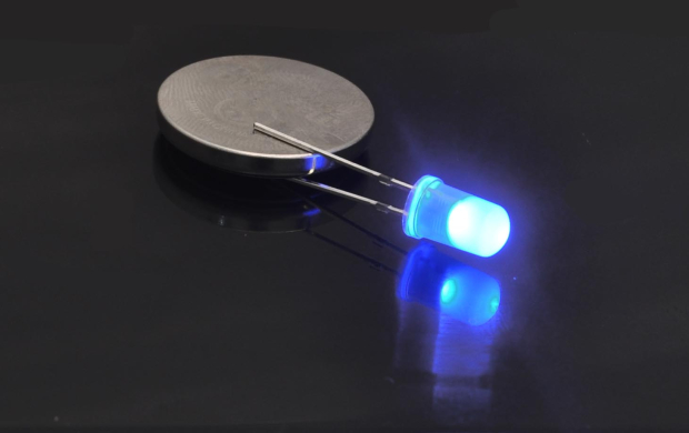 Светодиод  5мм FYL-5013 UBD - синий матовый (1300mcd, 2.8-3.6V 60° 20mA)