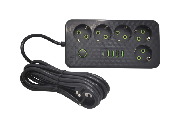 Сетевой удлинитель HG-2505 220V 5 евророзеток+4USB+Type-C 3.0м черный
