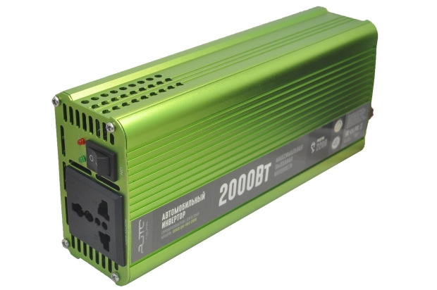 33797 Автоинвертор Qumo 12/220V/2000W QAI-904-2000