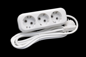 Удлинитель Smartbuy SBE-16-3-03-Z 220V/16A 3500 ватт 3 розетки 3м (с заземлением)