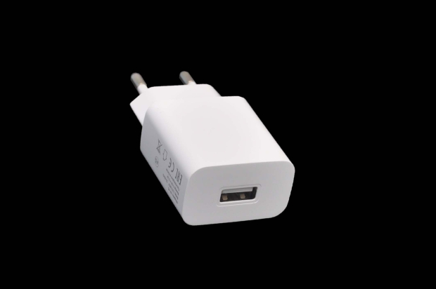 27120 Сетевое зарядное устройство Amfox AH-45 10.5W, 1USB, блочок, белое