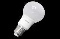 700815 Лампа светодиодная Philips LED Bulb A60-8W-E27-3000K