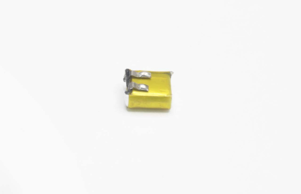 00-00031072 Аккумулятор для наушников 4.0x9x10mm универсальный с проводками