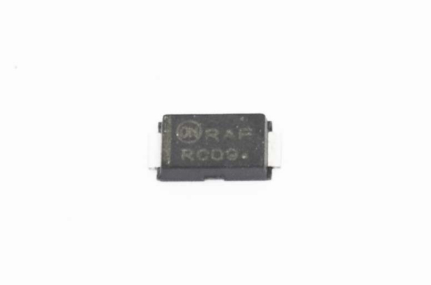 MBRAF440T3G (RAF) (40V, 4A) SMD Диод Шоттки