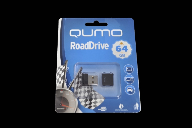 20144 Флэш Qumo 64GB USB 2.0 RoadDrive (черный)
