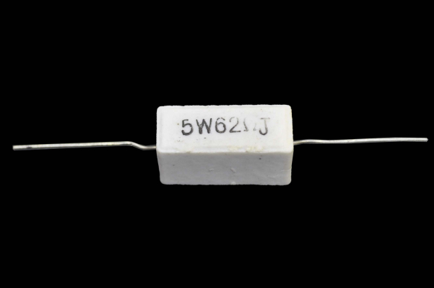 Резистор   5W     62 OM