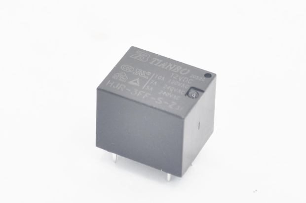 Реле HJR-3FF-12VDC-S-Z (T73) Катушка 12V, одна группа (1C), 7А 19,0х15,8х15,5