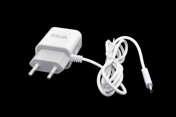 UHS22M Сетевое зарядное устройство UBIK  встроенный кабель microB,  2USB, 2.1A, белый