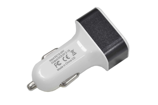14133 Автомобильное зарядное устройство 3USB разъема, 3.2А, блочок