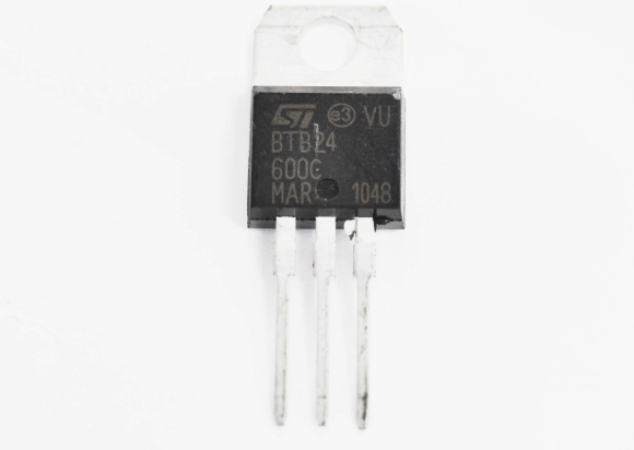 BTB24-600C (600V 25A) TO220 Симистор