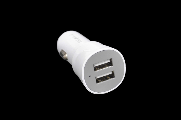 Зарядное устройство от прикуривателя 2USB (2.1A + 1A) №5640