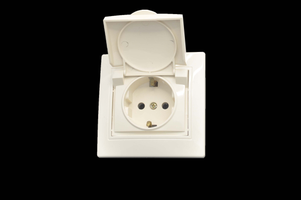 1-203-02 Intro Розетка 2P+E Schuko с крышкой, 16А-250В, IP20, СУ, Plano, сл. кость