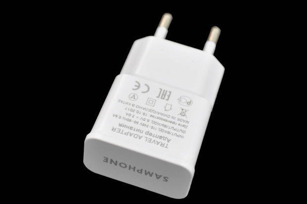 11045 Сетевое зарядное устройство Samphone USB 1,0 А блочок