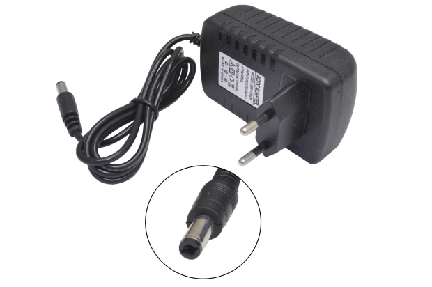 Блок питания 220V/12V  2.0A BM-1202A (UQ-122B) (5.5x2.5) импульсный (адаптер)