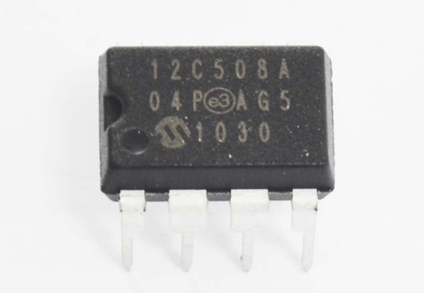 PIC12C508A-04/P (12C508A 04P) DIP Микросхема