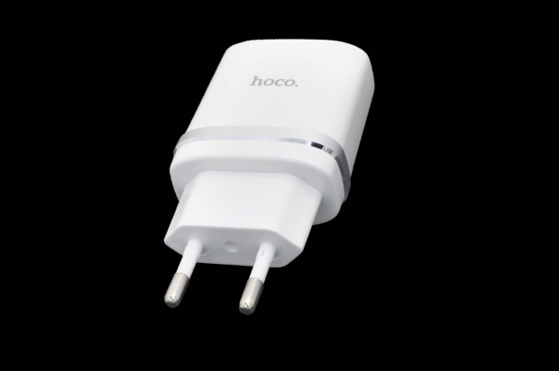 Сетевое зарядное устройство Hoco C12Q 1USB, 3A, QG3.0 белое